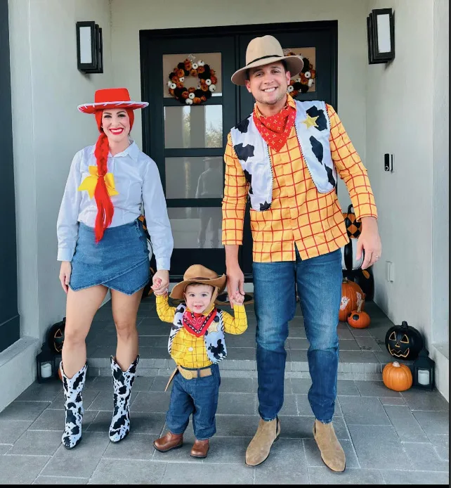 cowboy-dress-family cowboy-dress-family