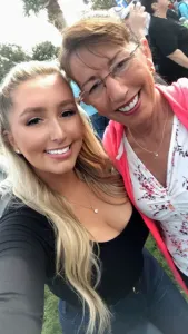 bonnie-and-mom-close-up