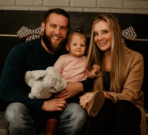 andrew-and-family-smiling