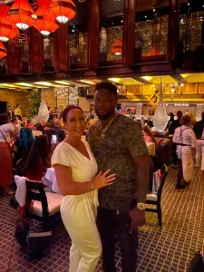 taraina-with-husband-at-restaurant