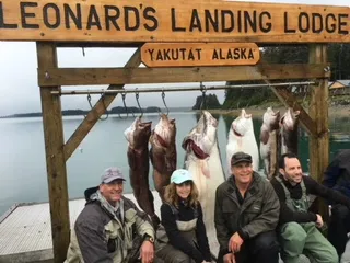 leonard-s-landing-lodge