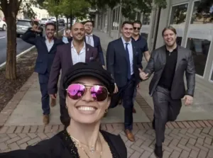 luke-and-daniele-group