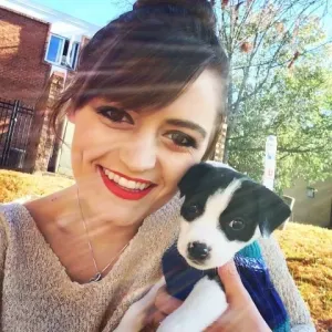 lindsey-with-her-pet