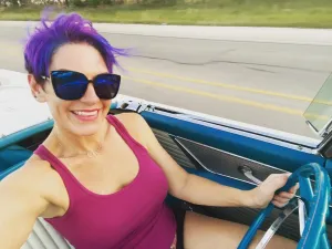 jayme-in-car-cool-pic