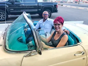 jayme-driving-with-perry